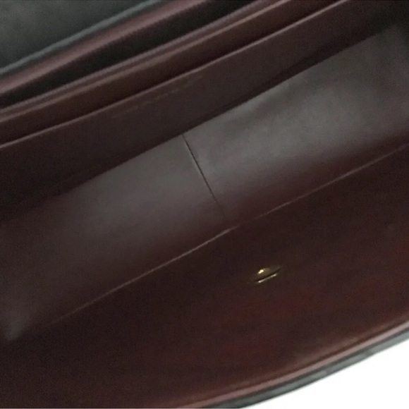 CHANEL Maxi Jumbo 34 Quilted Matelasse XL Lambskin w/Chain Shoulder Bag with Box - Picture 9 of 12